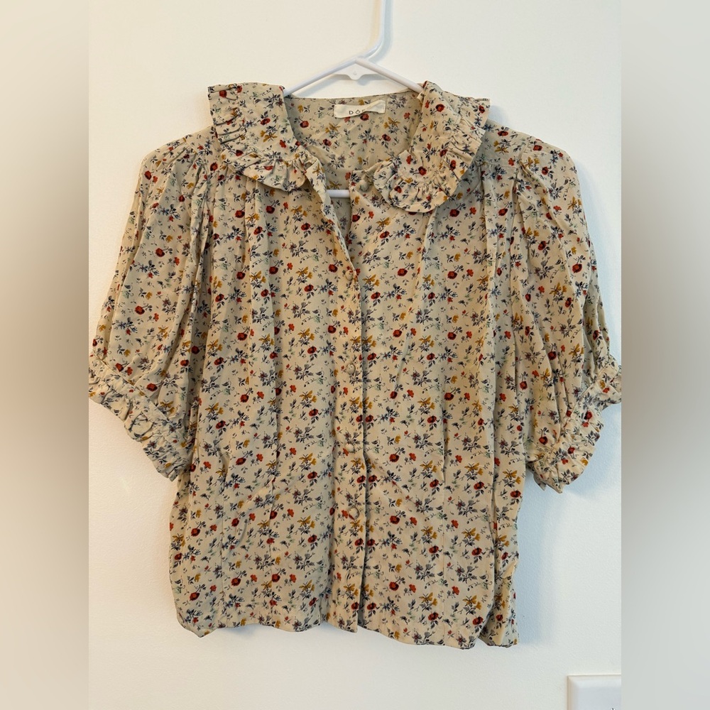 Doen Blythe Top, size small, 100% silk, Papillon floral
